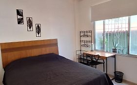 Acomodaçao tranquila e familiar no leblon